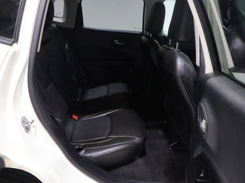Used 2018 Jeep Compass Limited AWD/4WD image 21