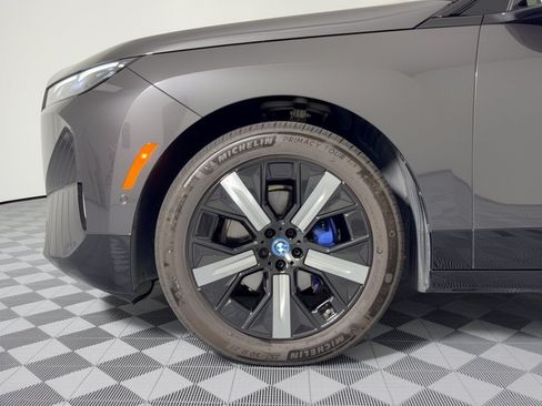 Certified 2024 BMW iX xDrive50 w/ Premium Package AWD/4WD image 13