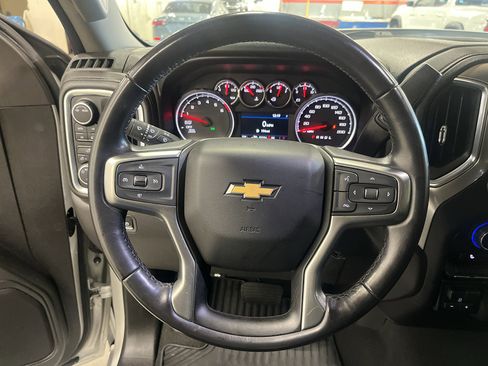 Used 2021 Chevrolet Silverado 1500 LT w/ Fleet Comfort Package AWD/4WD image 22