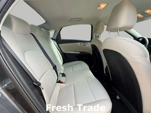 Used 2023 Kia Forte LXS FWD image 7