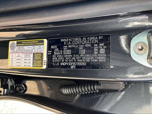 Used 2025 Kia Sportage EX FWD image 34