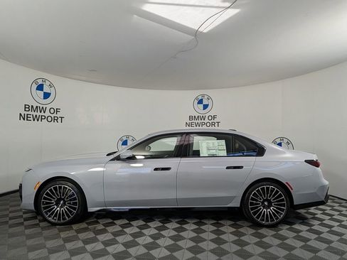 New 2026 BMW 760i xDrive w/ Executive Package AWD/4WD image 9