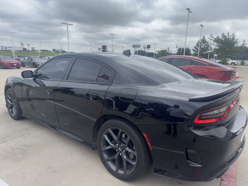 Used 2022 Dodge Charger GT w/ Blacktop Package RWD image 11