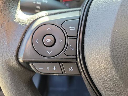 Used 2019 Toyota RAV4 LE image 56