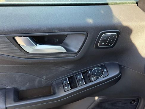 New 2026 Ford Escape Platinum w/ Premium Technology Package image 10