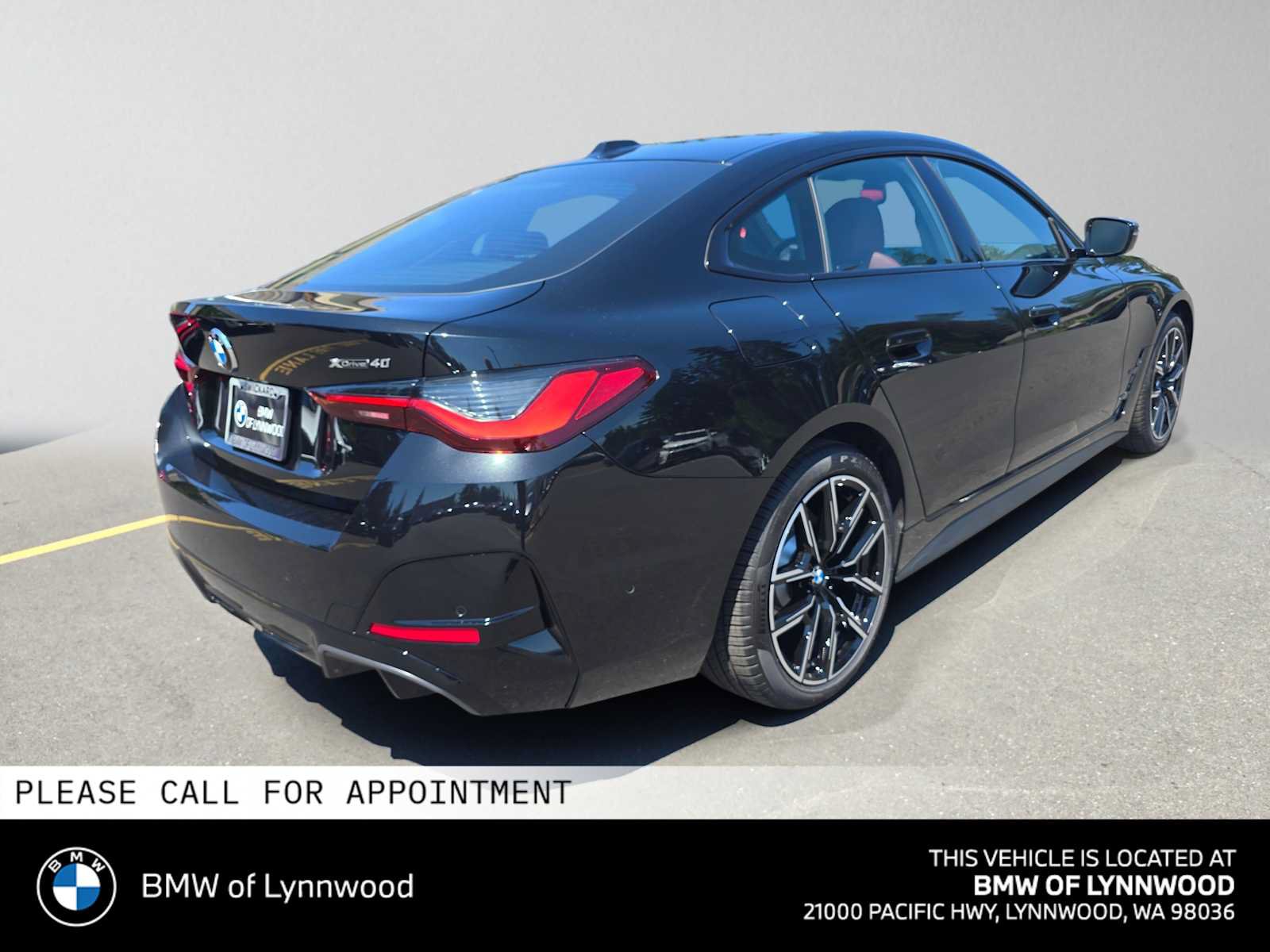 New 2026 BMW i4 xDrive40i w/ M Sport Package AWD/4WD image 3