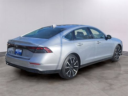 Certified 2024 Honda Accord Touring image 7