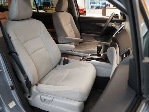 Used 2016 Honda Pilot EX image 34