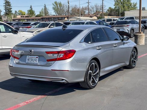Used 2022 Honda Accord Sport image 4