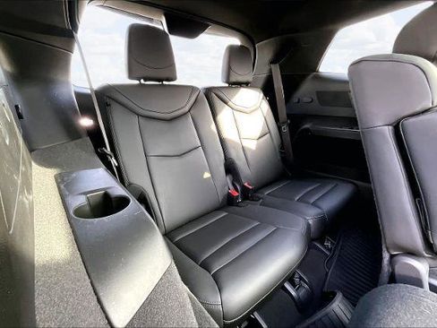 Used 2023 Cadillac XT6 Premium Luxury w/ Technology Package image 25