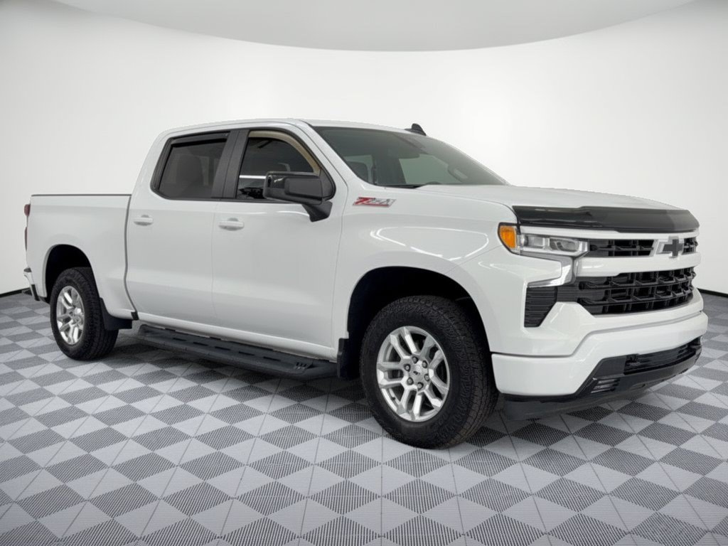 Used 2025 Chevrolet Silverado 1500 RST w/ Convenience Package II AWD/4WD image 7
