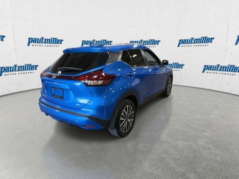 Used 2021 Nissan Kicks SV FWD image 11