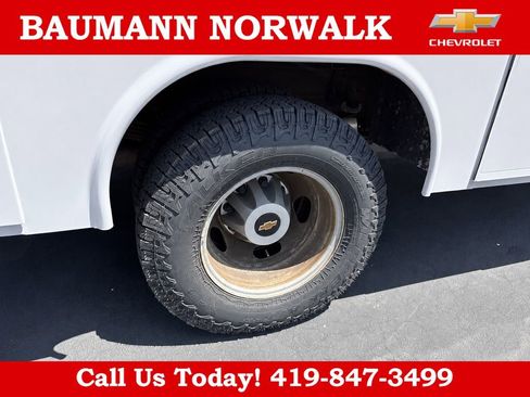 Used 2023 Chevrolet Silverado 3500 W/T w/ WT Convenience Package AWD/4WD image 10