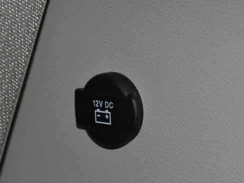 Used 2022 Chrysler Pacifica Touring-L image 38