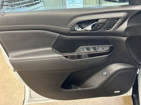 Used 2023 GMC Acadia AT4 image 13