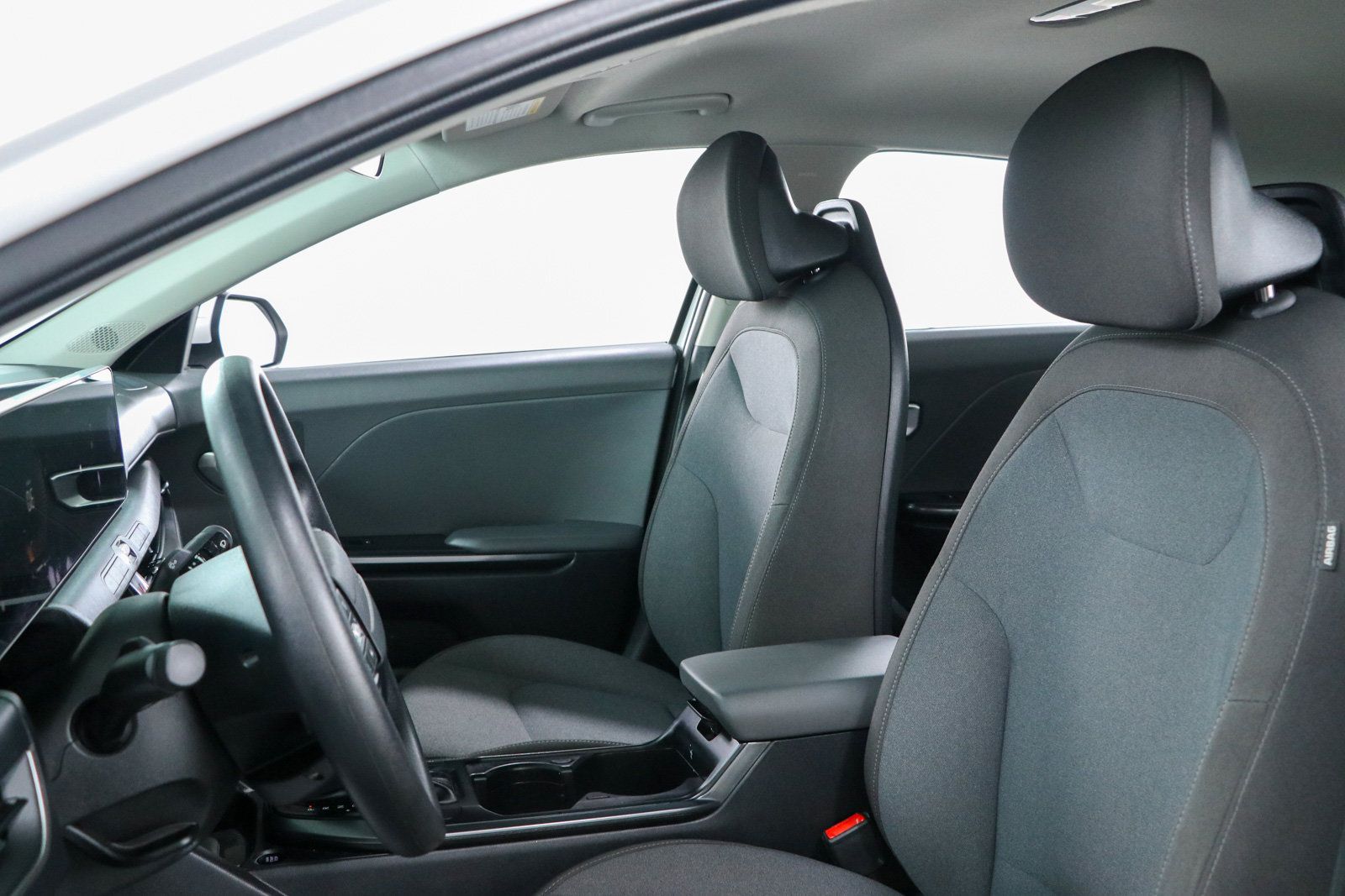 Used 2025 Kia K4 FWD image 23