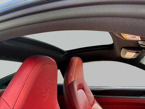 Used 2020 Porsche 911 Carrera S RWD image 27