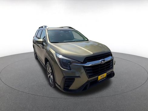 Used 2024 Subaru Ascent Premium w/ Convenience Package AWD/4WD image 3
