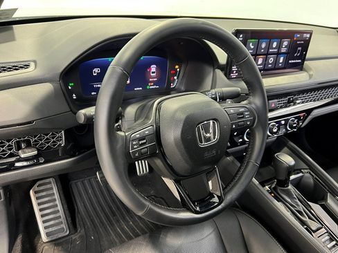 Used 2024 Honda Accord Sport image 25
