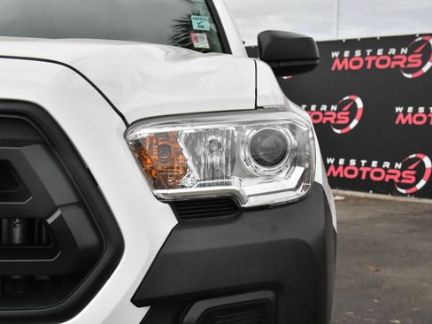 Used 2021 Toyota Tacoma SR RWD image 11