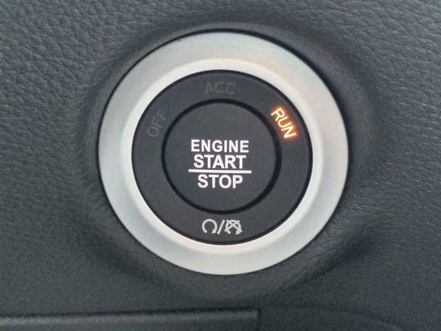 New 2026 Chrysler Pacifica Select w/ S Appearance Package FWD image 27