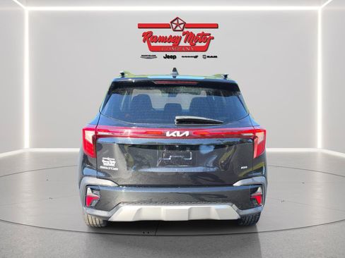 Used 2024 Kia Seltos SX AWD/4WD image 4