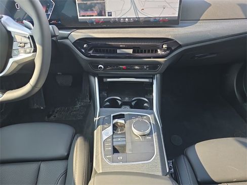 Certified 2025 BMW 330i xDrive Sedan image 11