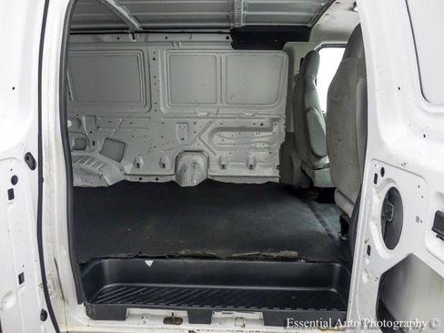 Used 2013 Ford E-250 and Econoline 250 w/ PWR Group RWD image 19