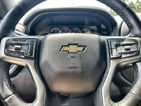 Used 2021 Chevrolet Silverado 1500 LT RWD image 33