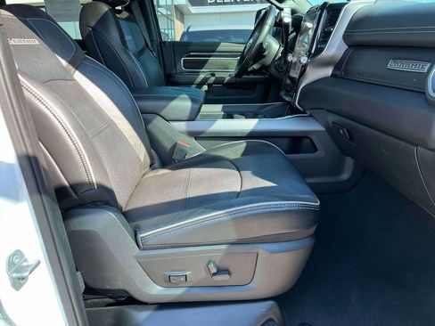 Used 2022 RAM 2500 Laramie AWD/4WD image 11