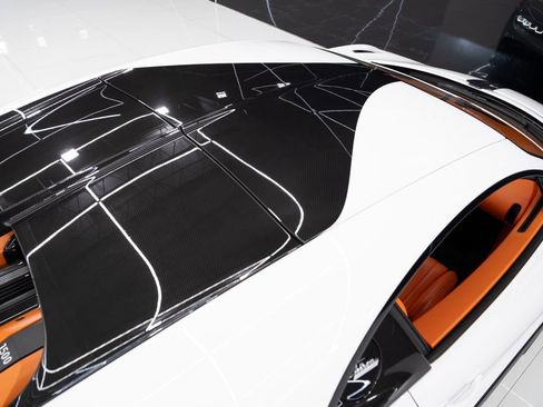 Used 2022 Bugatti Chiron Pur Sport image 29