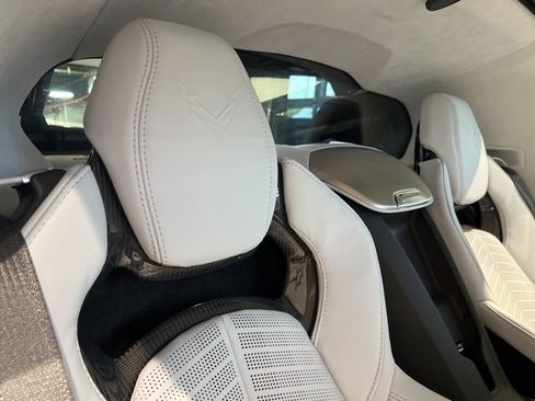 Used 2024 Chevrolet Corvette Stingray Premium Cpe w/ Battery Protection Package image 62