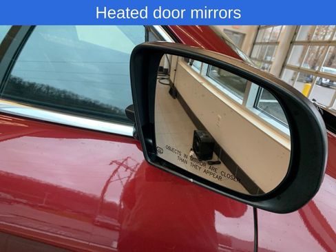 Used 2019 Jeep Cherokee Latitude Plus w/ Comfort/Convenience Group image 19