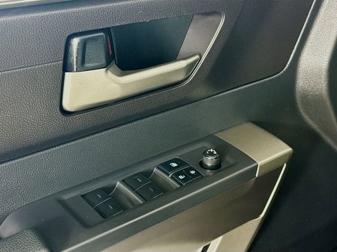 Used 2022 Toyota Tundra SR5 w/ SR5 Premium Package image 17