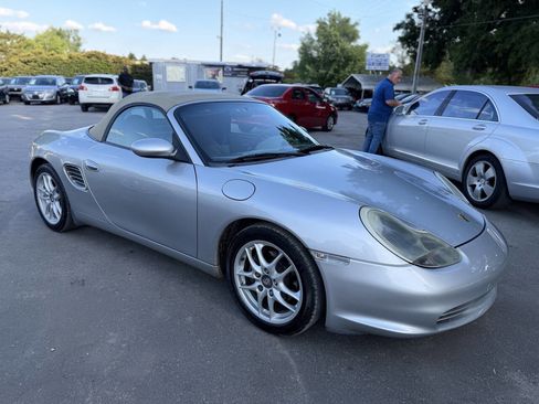 Used 2003 Porsche Boxster RWD image 19