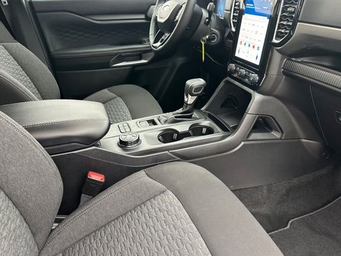 Certified 2025 Ford Ranger XLT w/ Chrome Accent Package image 15