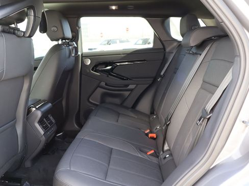 New 2026 Land Rover Range Rover Evoque Dynamic SE image 19