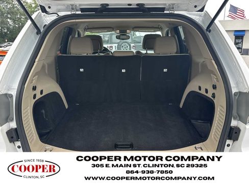 Used 2018 Jeep Grand Cherokee Laredo RWD image 18