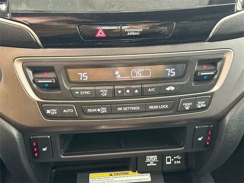 Used 2022 Honda Pilot Special Edition image 14