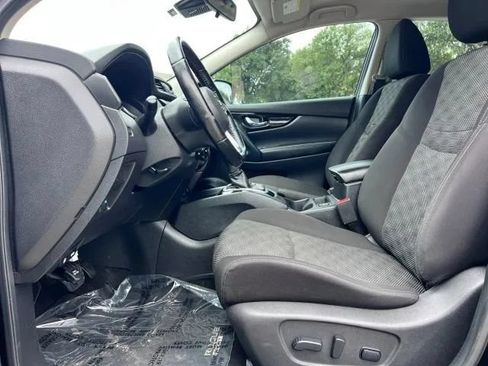 Used 2021 Nissan Rogue Sport SV FWD image 14