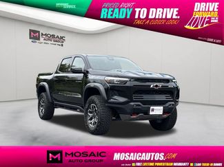 Used 2025 Chevrolet Colorado ZR2 w/ Technology Package AWD/4WD video 1