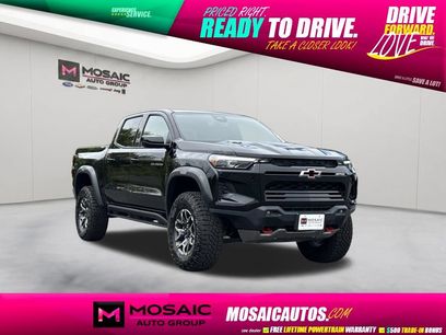 Used 2025 Chevrolet Colorado ZR2 w/ Technology Package