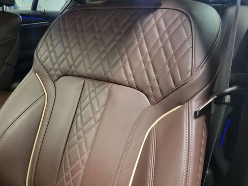 Used 2019 BMW M550i xDrive AWD/4WD image 31