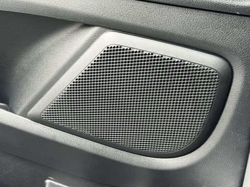 Used 2016 Mercedes-Benz Metris Passenger image 32