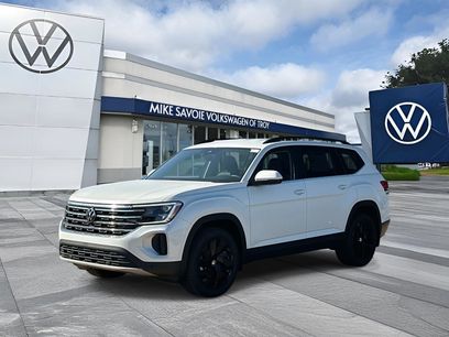 New 2026 Volkswagen Atlas SE