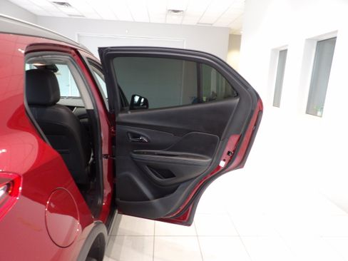 Used 2022 Buick Encore Preferred w/ Safety Package AWD/4WD image 20
