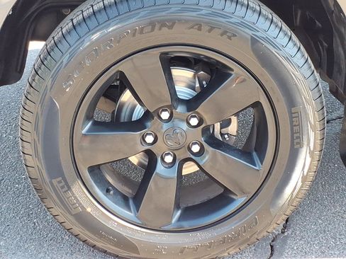 Used 2019 RAM 1500 Express w/ Express Value Package RWD image 9