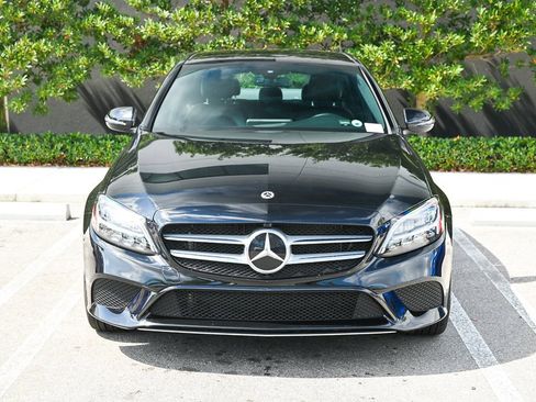 Used 2020 Mercedes-Benz C 300 Sedan image 2