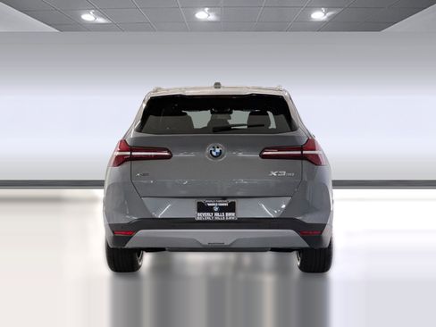 Used 2026 BMW X3 xDrive30 w/ Premium Package image 9