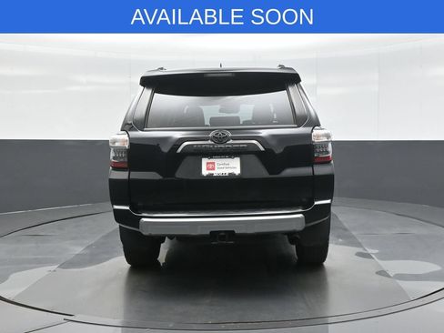 Used 2024 Toyota 4Runner TRD Off-Road Premium w/ Moonroof Package AWD/4WD image 6